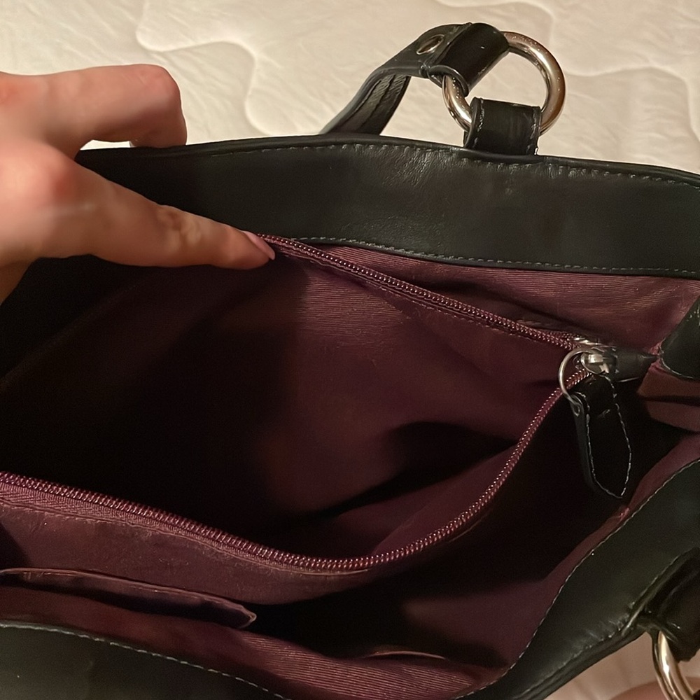 Large Coach Bag. - Picture 7 of 7
